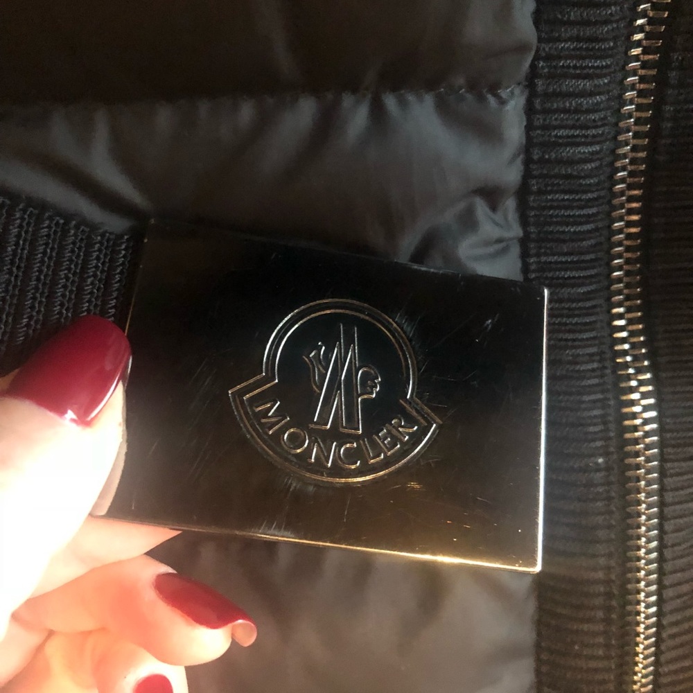 🥳 🍾 Host Pick 🎉 🎈Moncler jacket - Picture 6 of 10